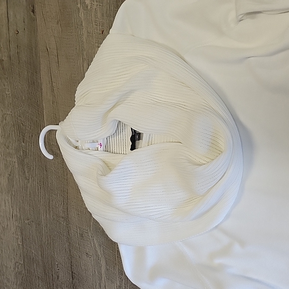 NWT Per Se by Carlisle Cowl Neck Sweater Size M - Picture 5 of 9